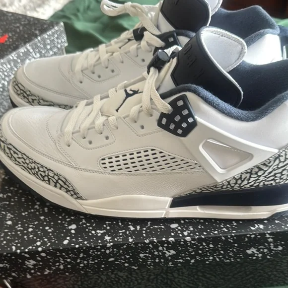 Air Jordan White and Black Sneakers - Picture 3 of 6